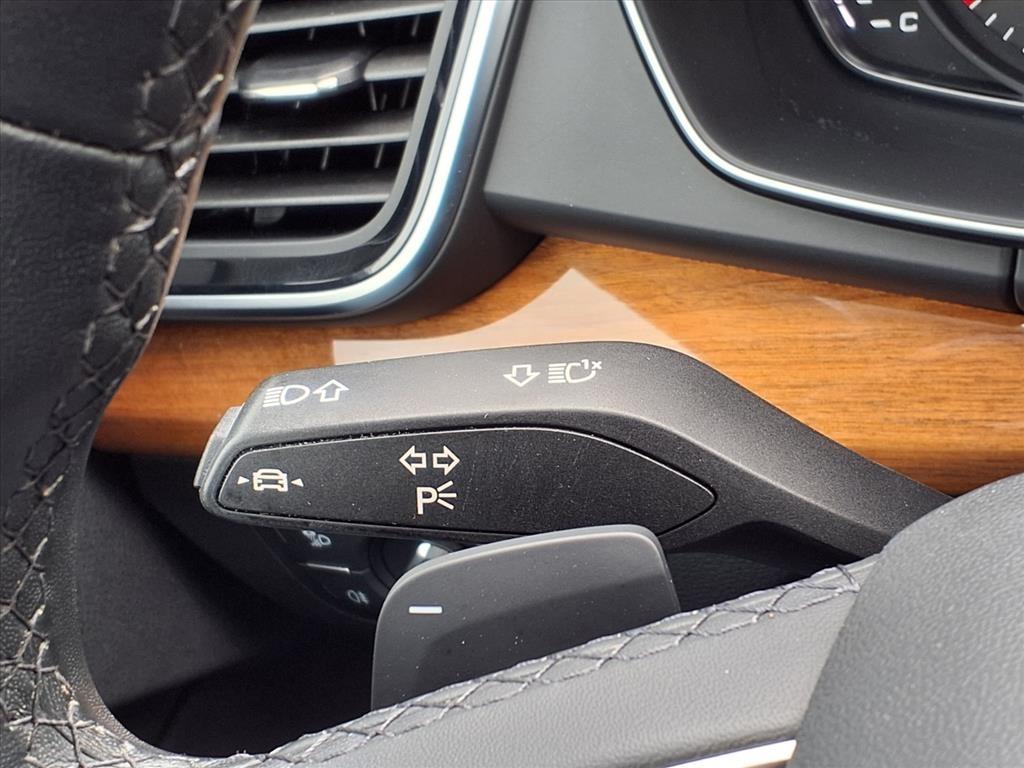 Audi Q5 Premium 45 TFSI quattro 2021