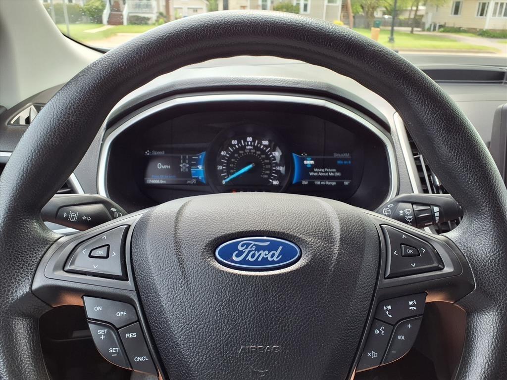 Ford Edge SE FWD 2021