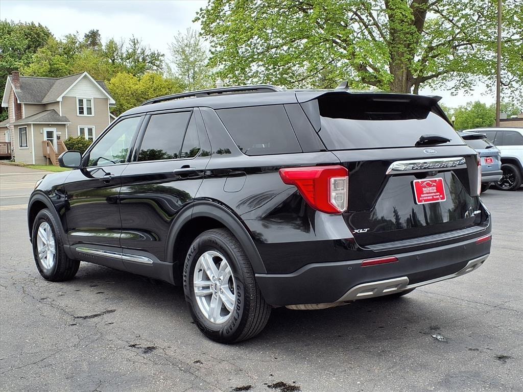 Ford Explorer XLT 4WD 2021