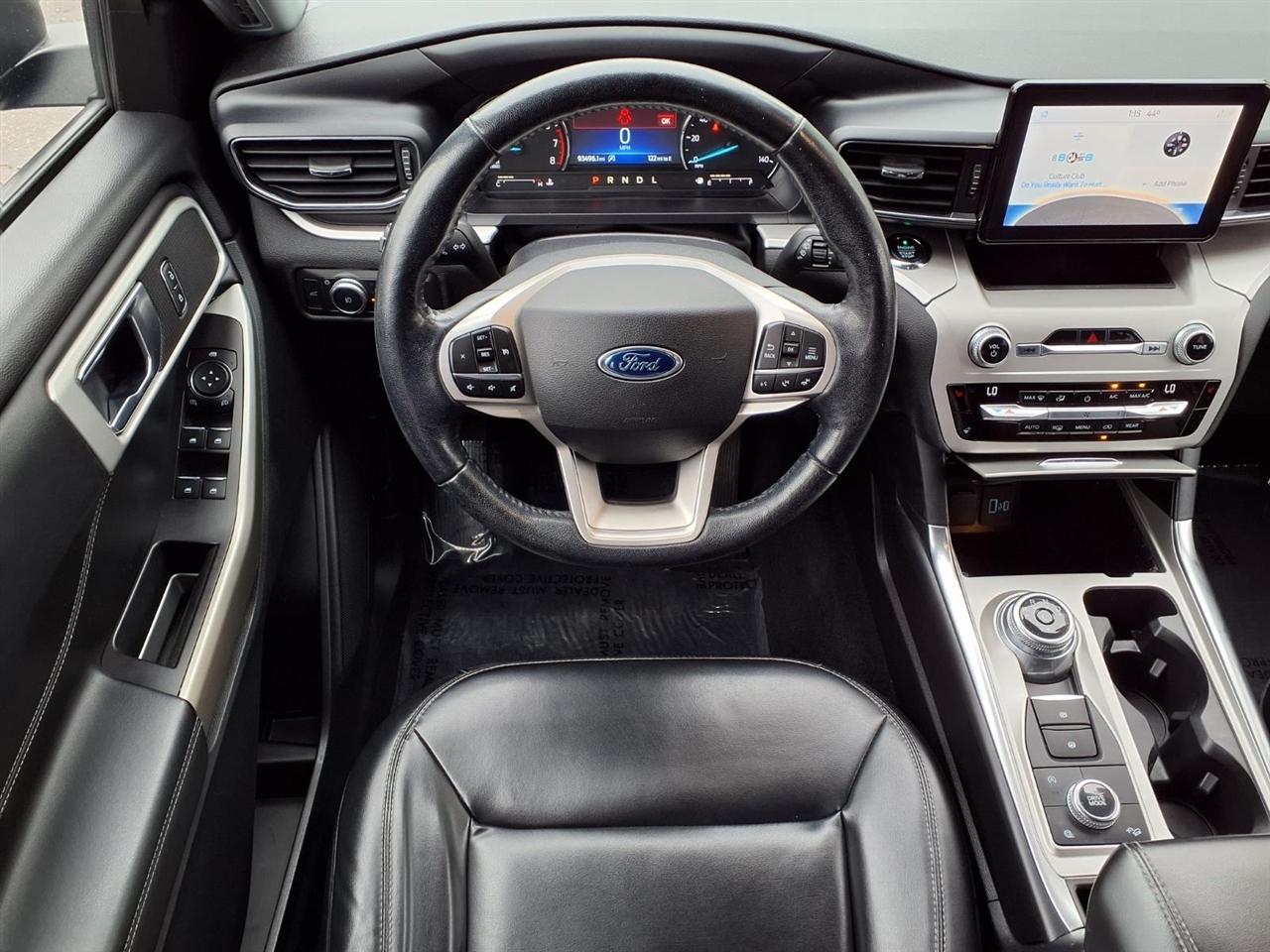 Ford Explorer XLT 4WD 2021