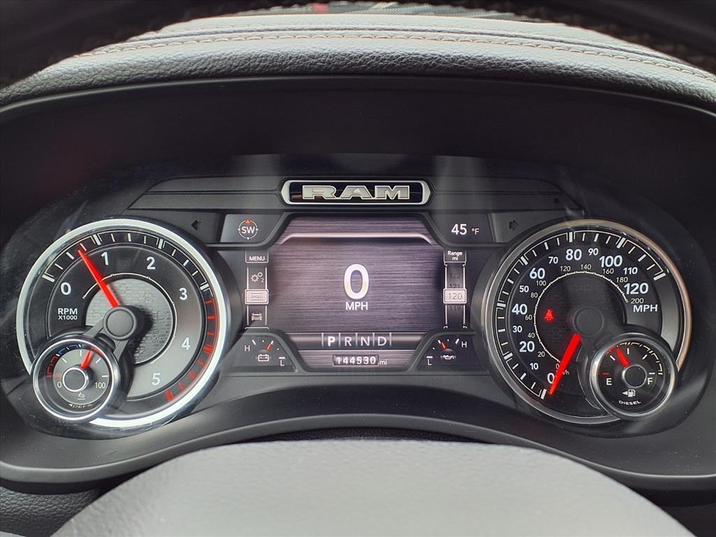 RAM 3500 Laramie 4x4 Crew Cab 8' Box 2019
