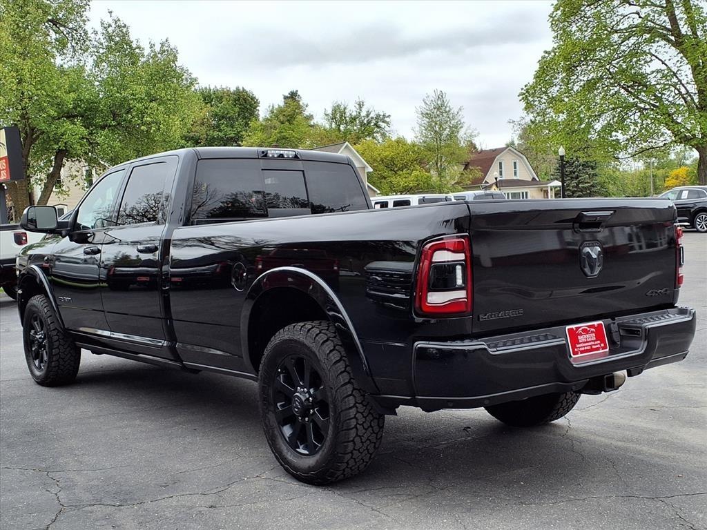 RAM 3500 Laramie 4x4 Crew Cab 8' Box 2019