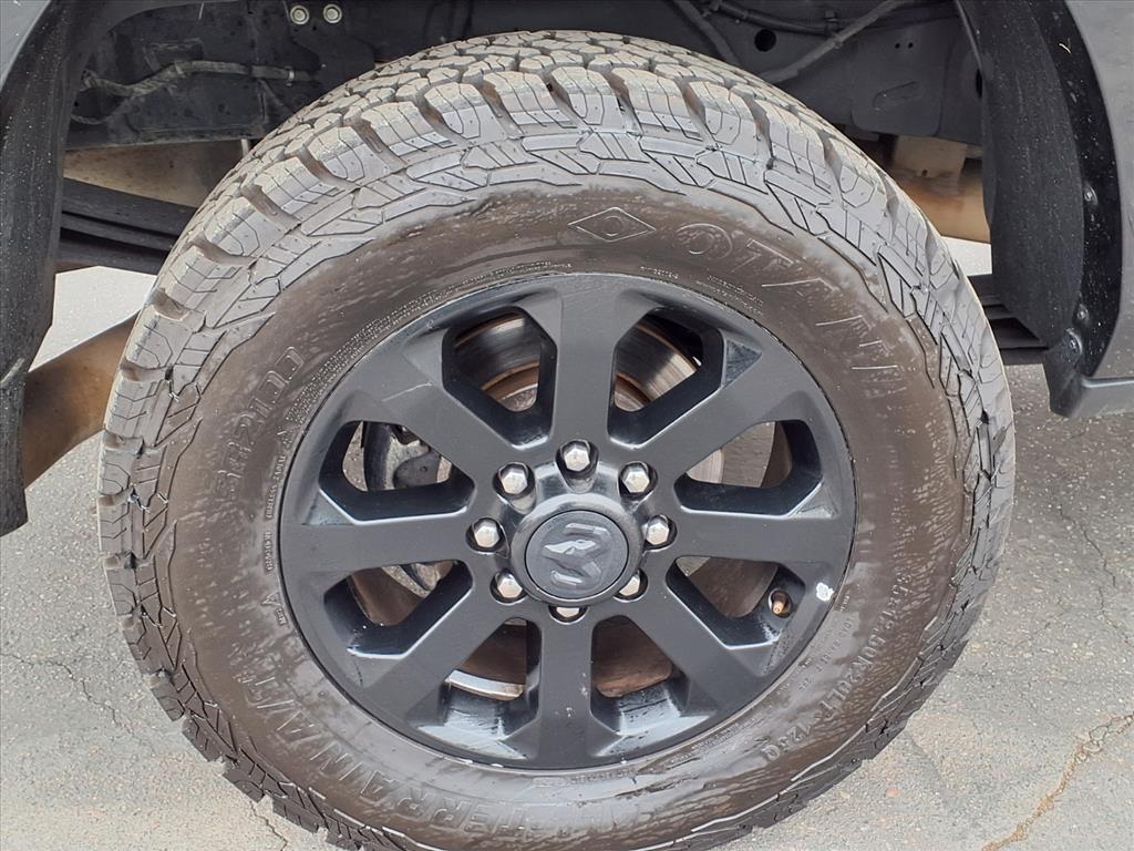 RAM 3500 Laramie 4x4 Crew Cab 8' Box 2019