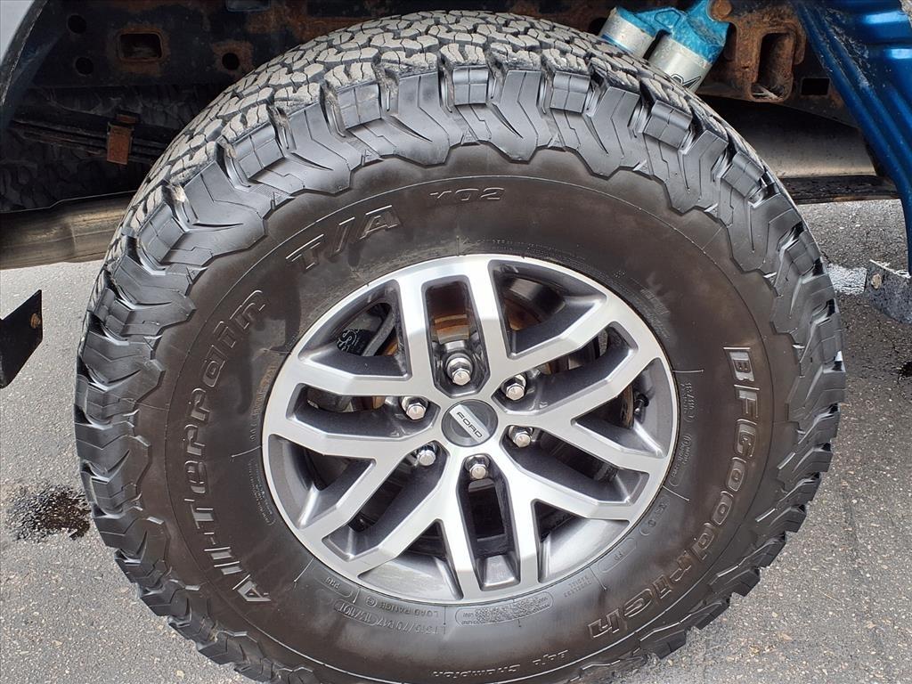 Ford F-150 Raptor 4WD SuperCrew 5.5' Box 2017