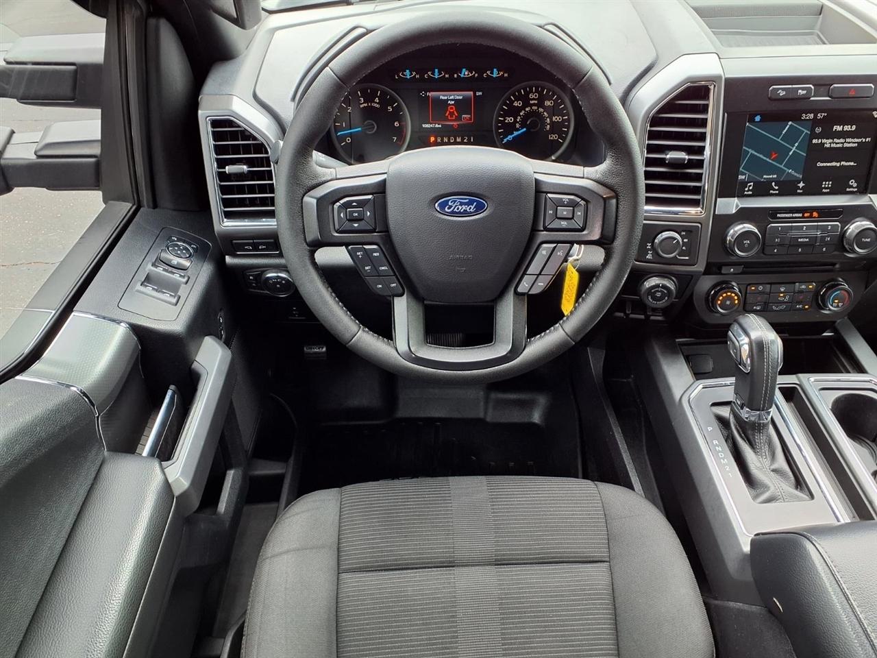 Ford F-150 4WD SuperCrew 145" XLT 2016