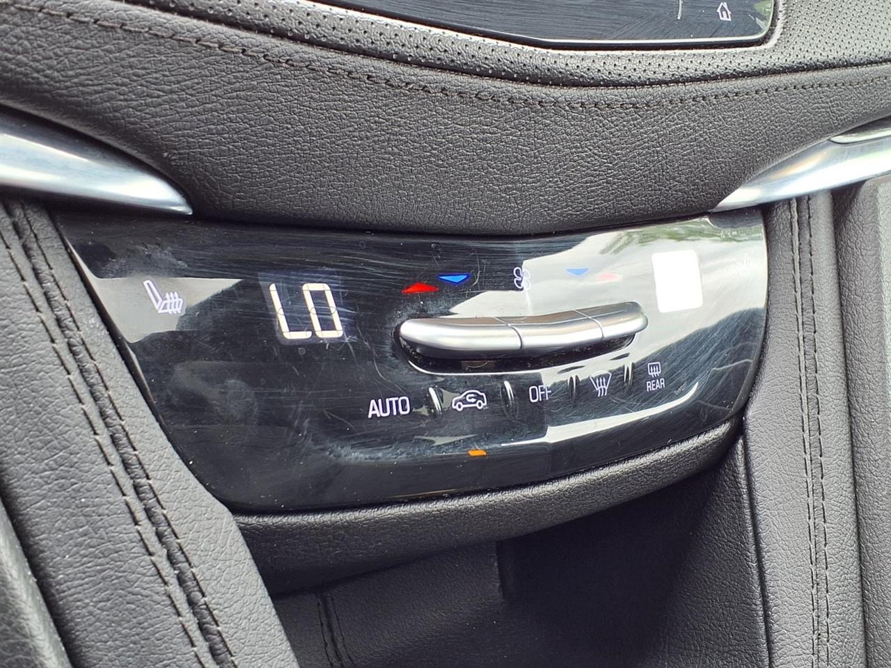 Cadillac XT5 AWD 4dr Premium Luxury 2023