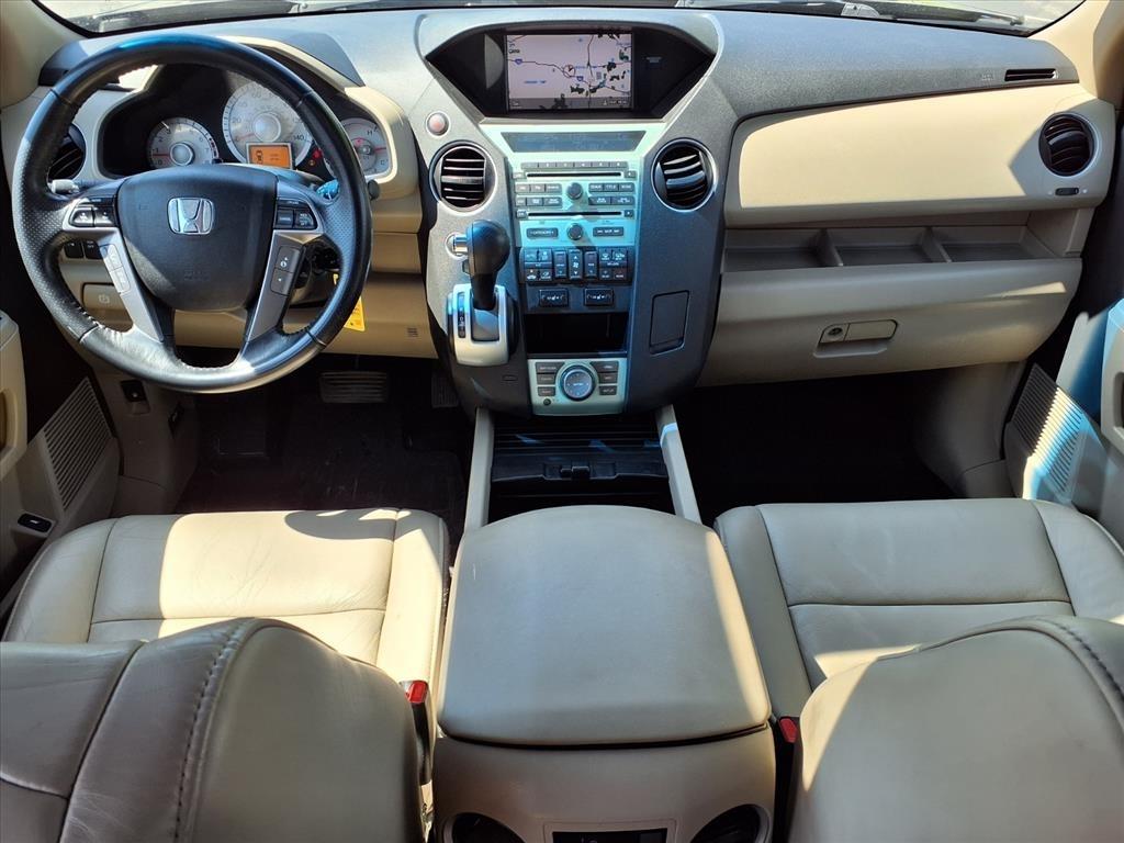 Honda Pilot 4WD 4dr Touring w/RES & Navi 2011