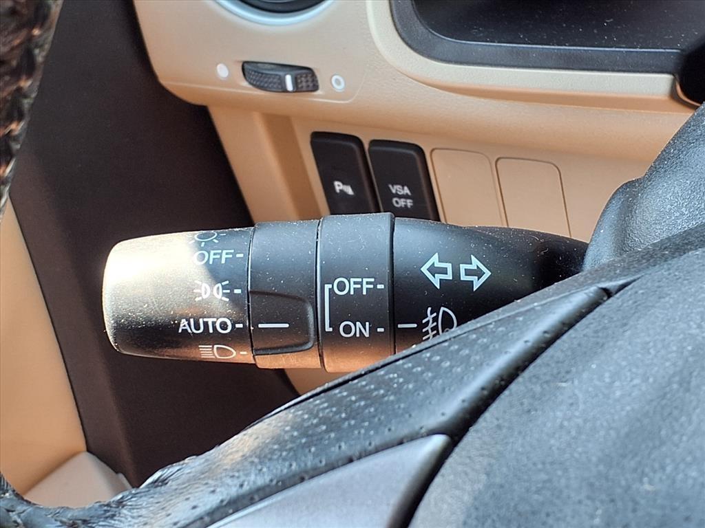 Honda Pilot 4WD 4dr Touring w/RES & Navi 2011