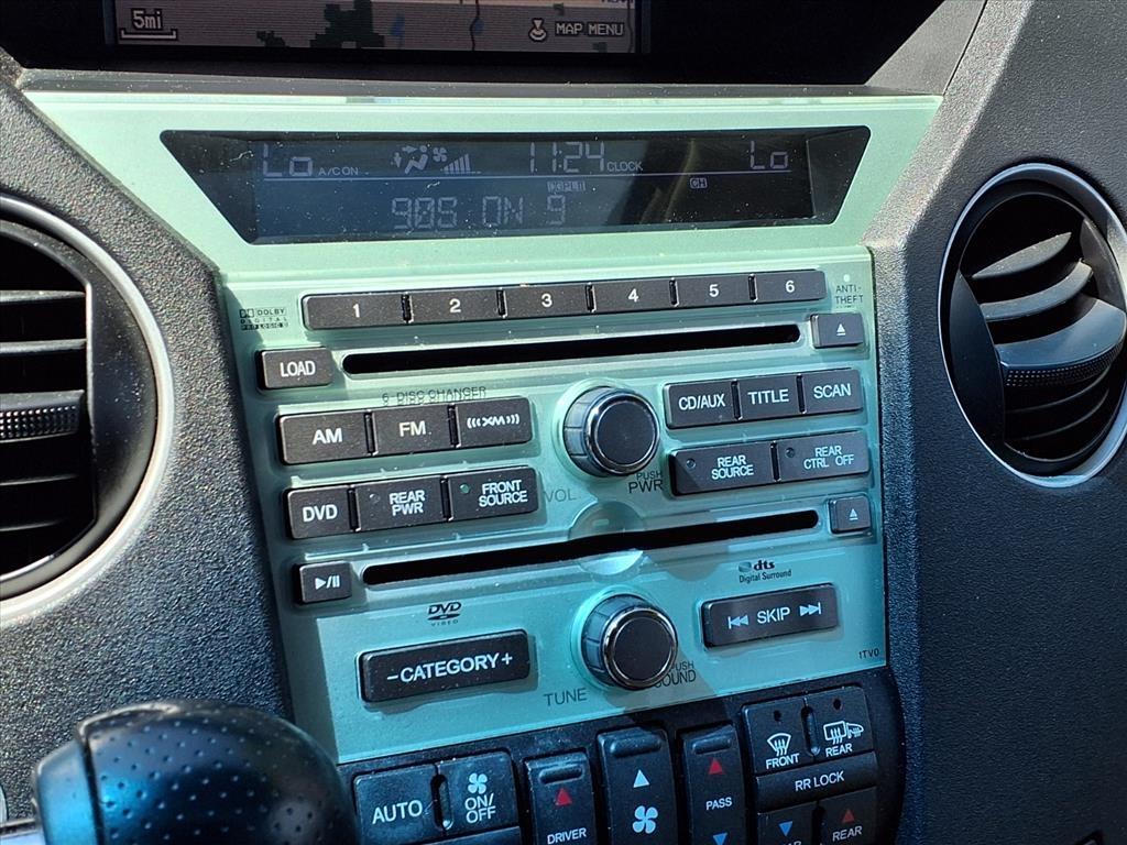 Honda Pilot 4WD 4dr Touring w/RES & Navi 2011