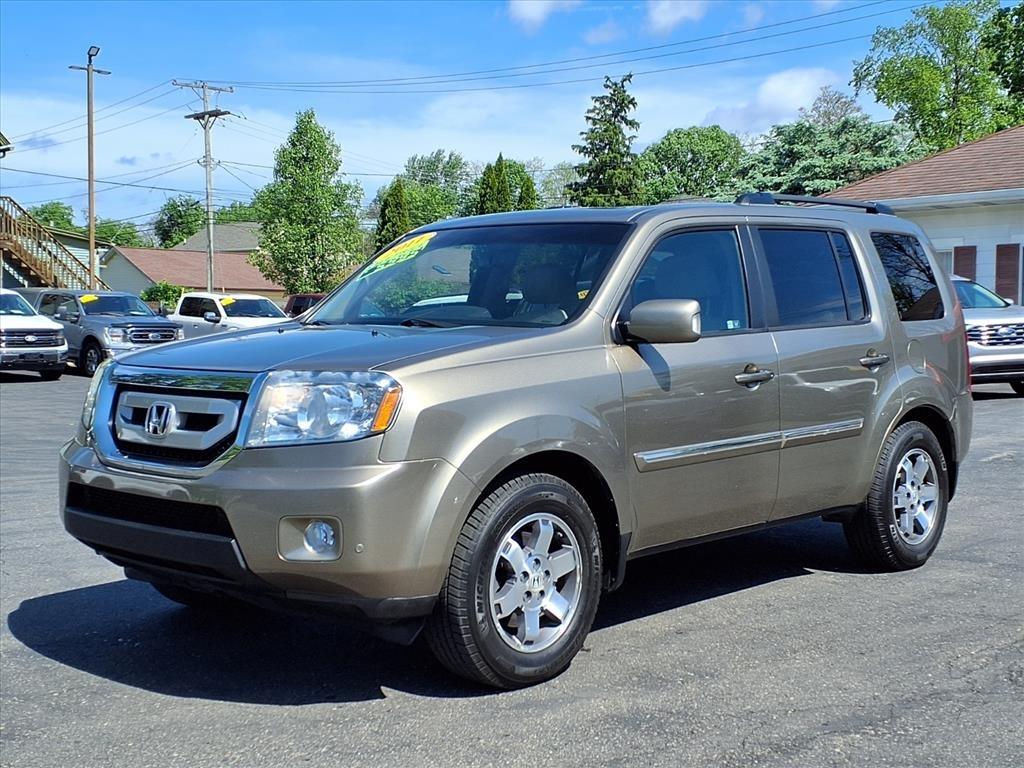 Honda Pilot 4WD 4dr Touring w/RES & Navi 2011