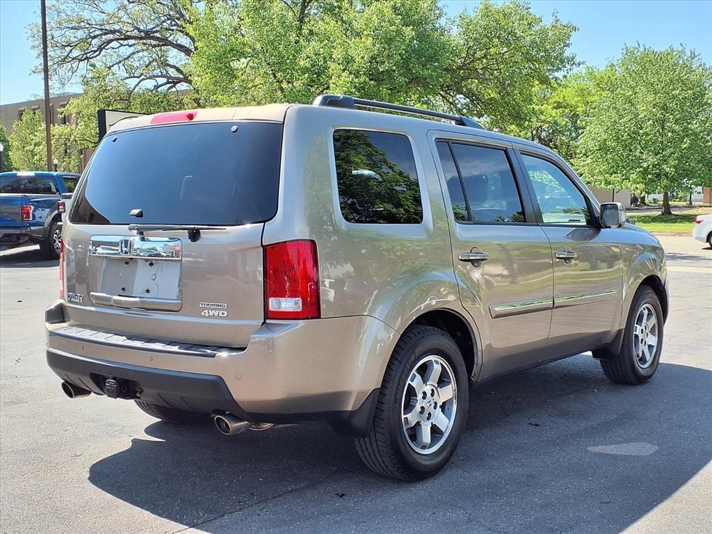 Honda Pilot 4WD 4dr Touring w/RES & Navi 2011