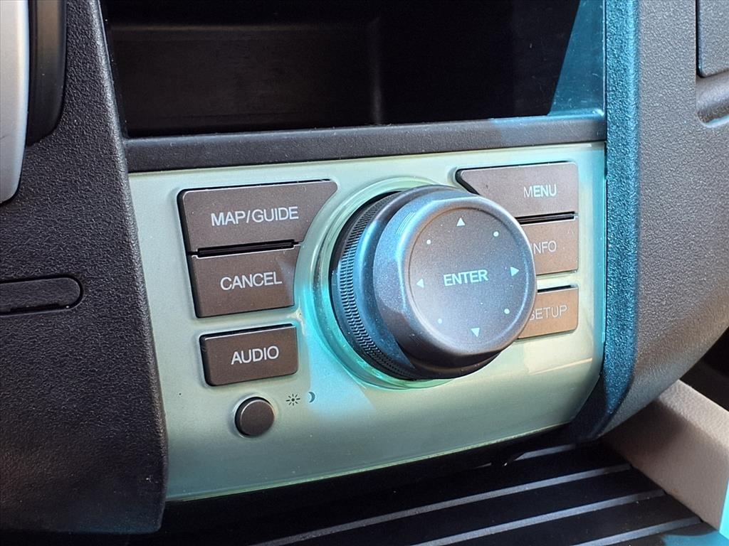 Honda Pilot 4WD 4dr Touring w/RES & Navi 2011