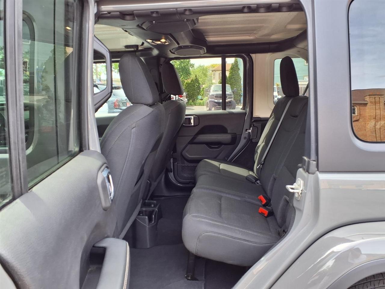 Jeep Wrangler Unlimited Sahara 4x4 2021