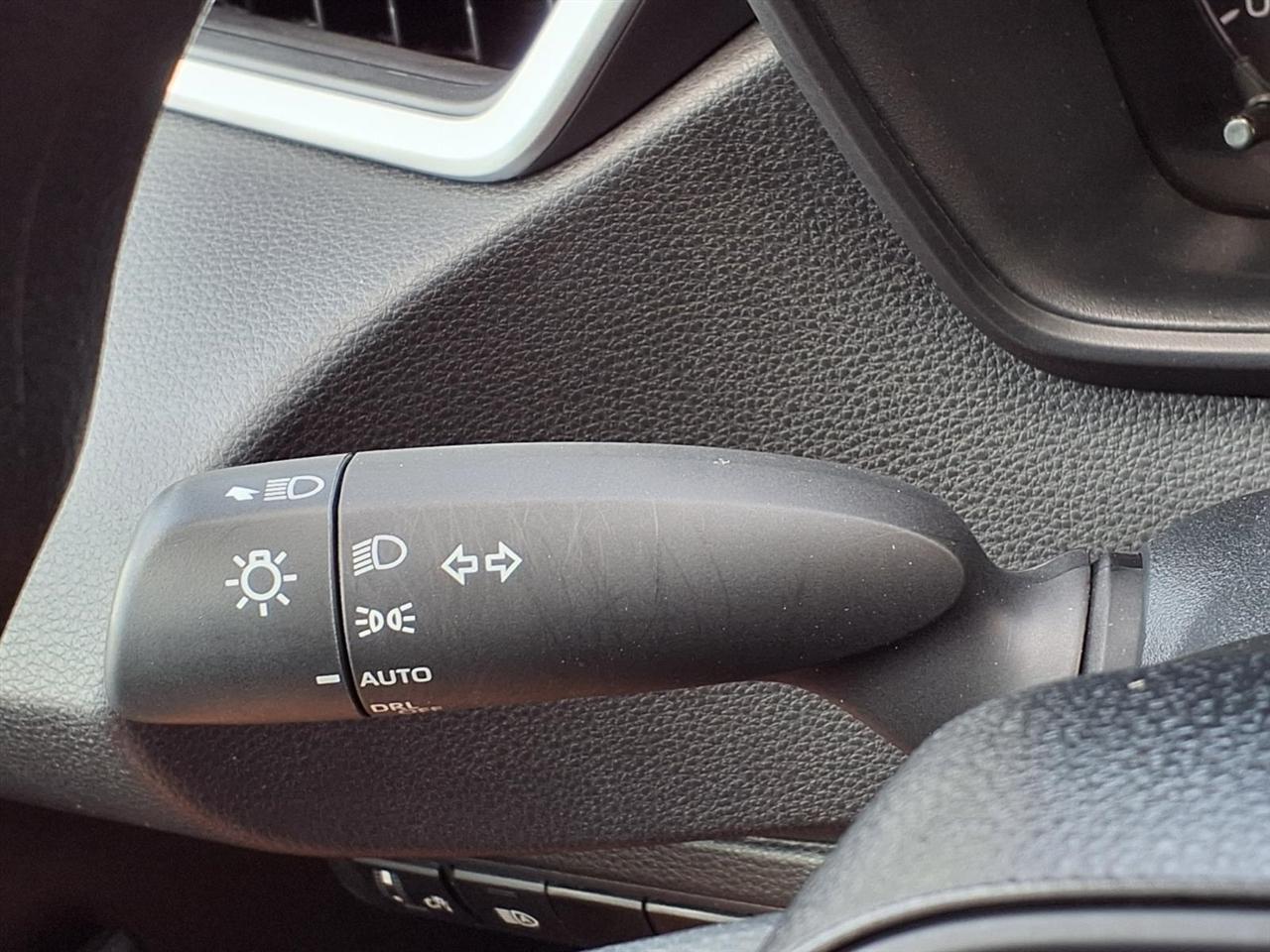 Toyota Corolla LE CVT (Natl) 2024