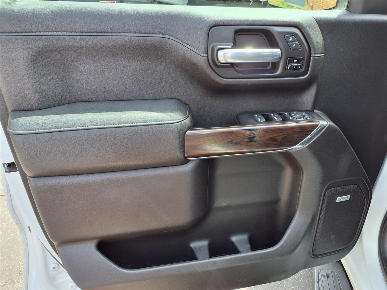 GMC Sierra 1500 4WD Crew Cab 157" SLT 2020
