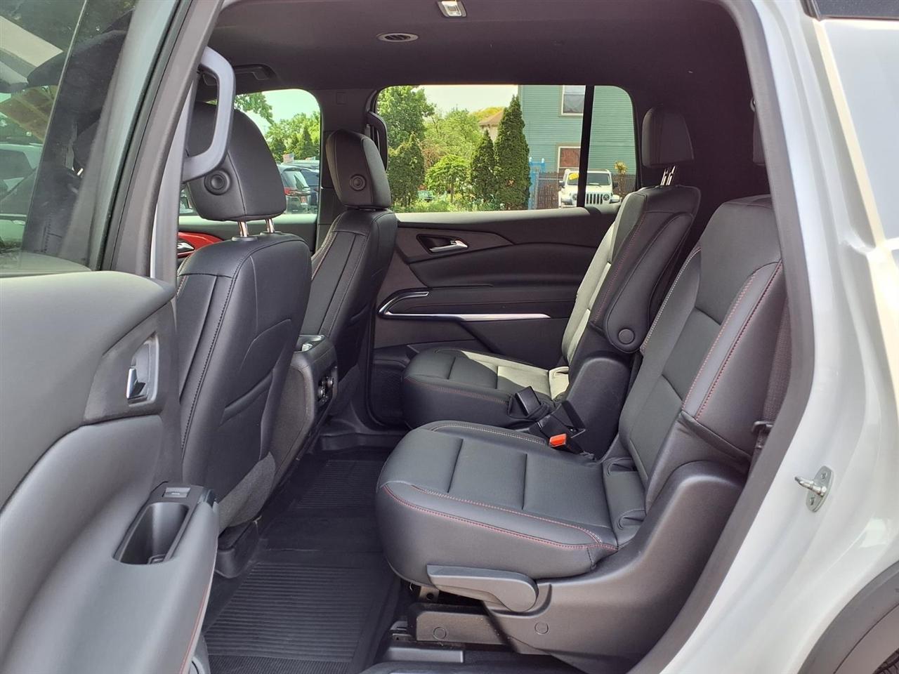 Chevrolet Traverse AWD 4dr Z71 2024
