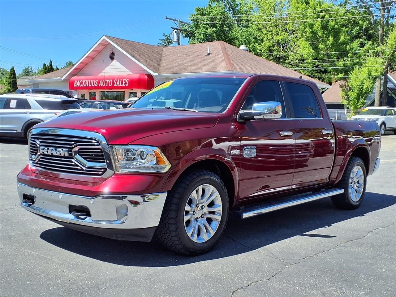 RAM 1500 Longhorn 4x2 Crew Cab 5'7" Box 2017
