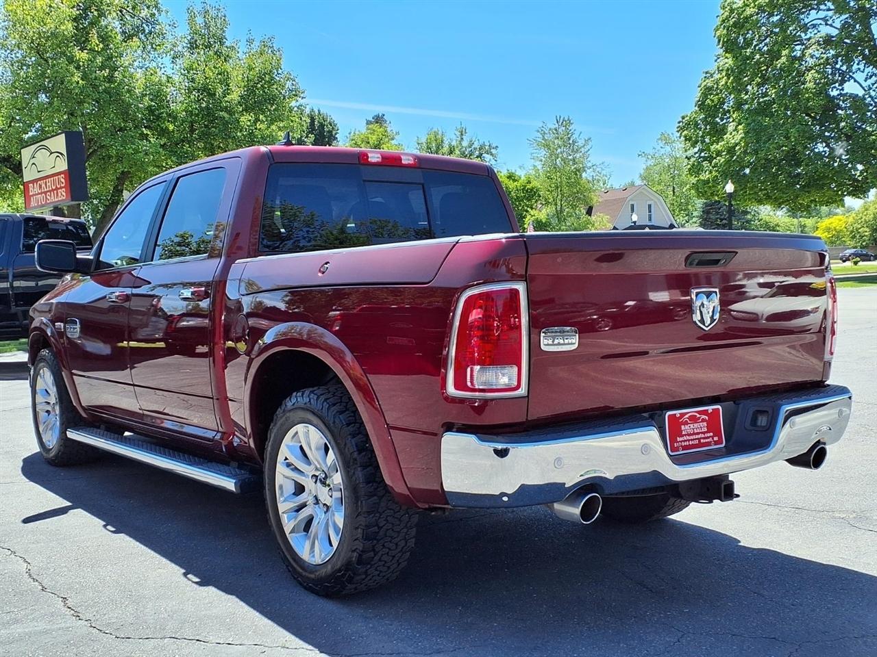 RAM 1500 Longhorn 4x2 Crew Cab 5'7" Box 2017