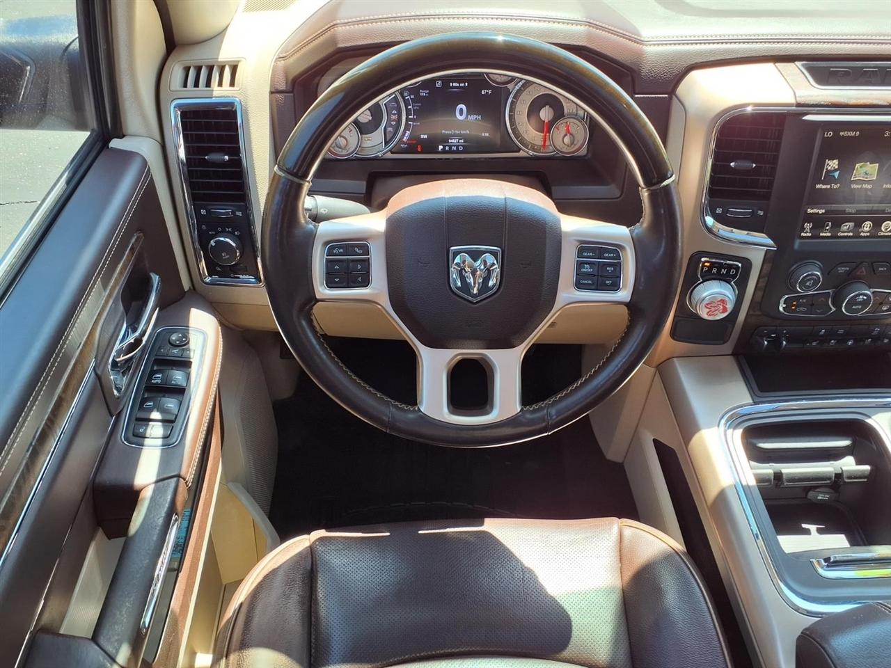 RAM 1500 Longhorn 4x2 Crew Cab 5'7" Box 2017