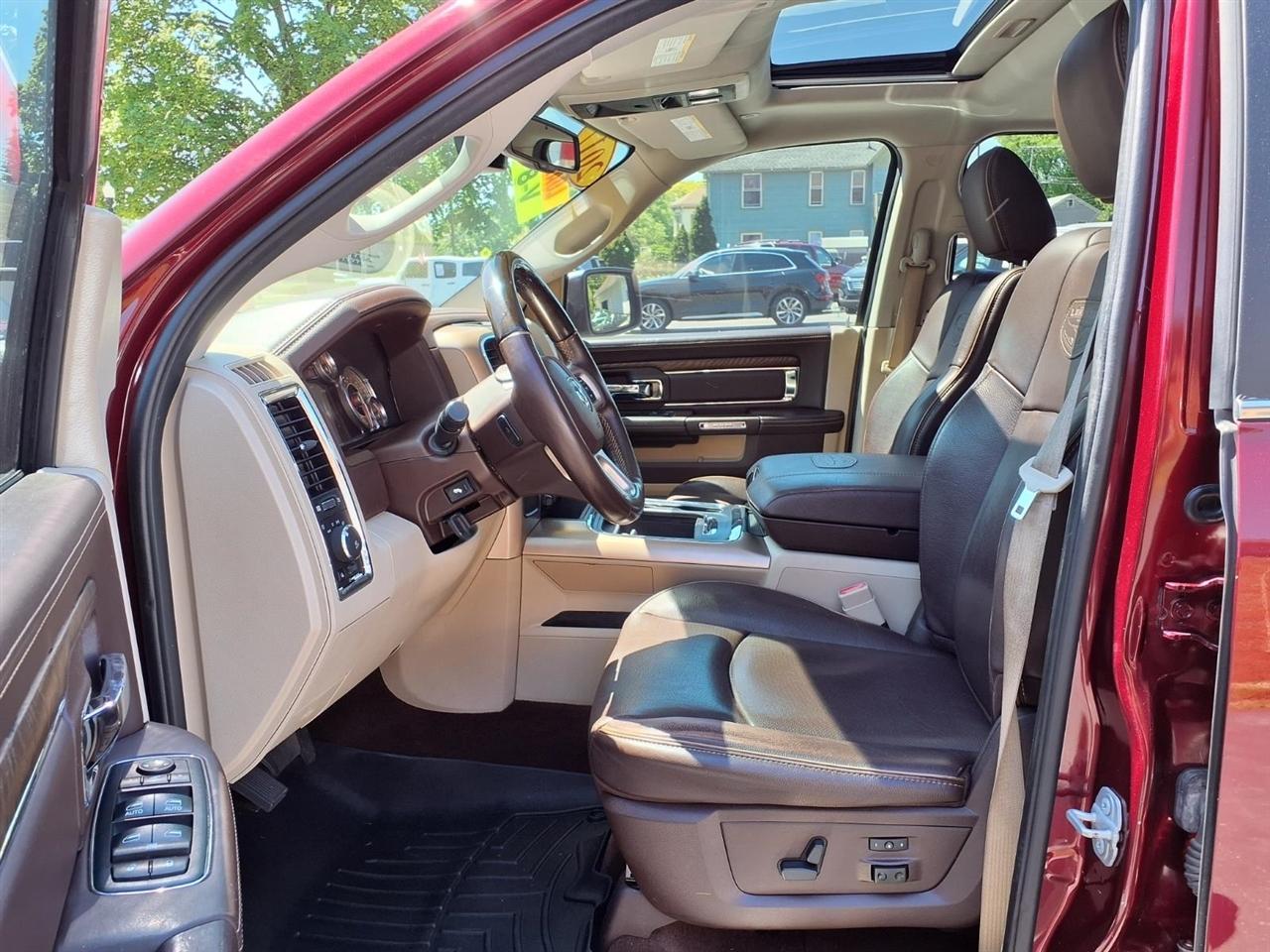 RAM 1500 Longhorn 4x2 Crew Cab 5'7" Box 2017