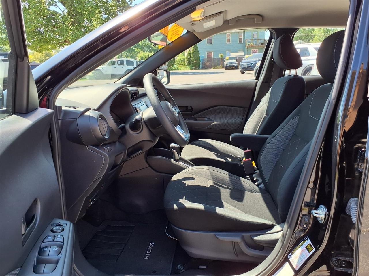 Nissan Kicks SV FWD 2019
