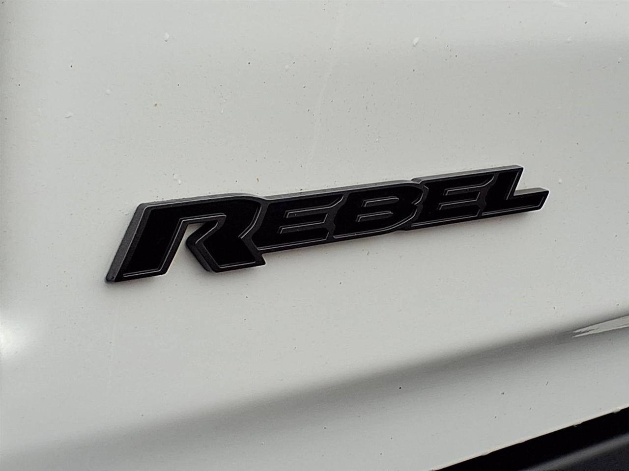 RAM 1500 Rebel 4x4 Crew Cab 5'7" Box 2019