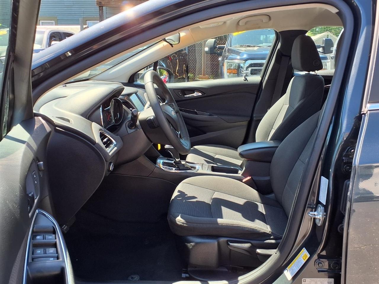 Chevrolet Cruze 4dr Sdn 1.4L LT w/1SD 2018
