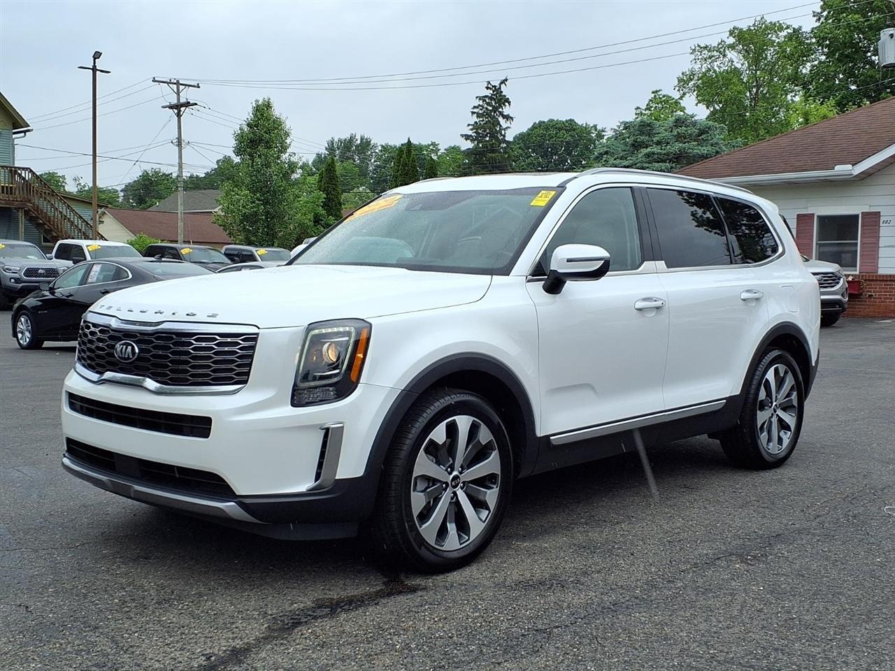 Kia Telluride S FWD 2020