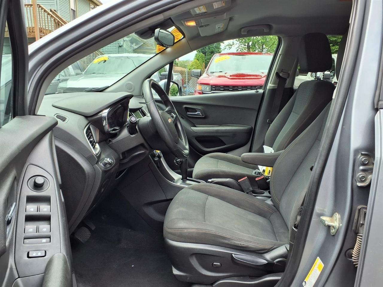 Chevrolet Trax AWD 4dr LS 2020