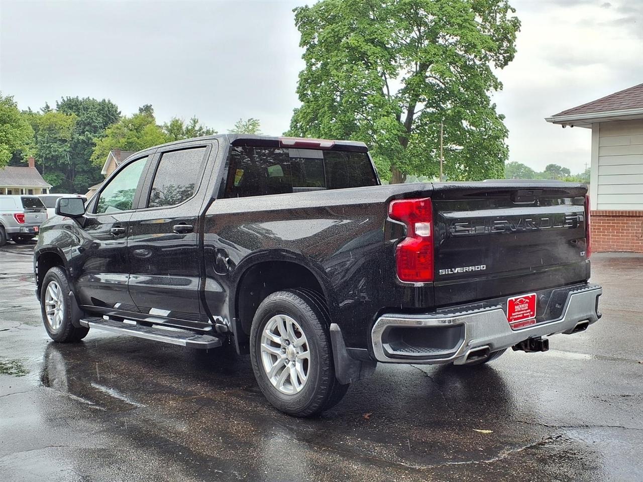 Chevrolet Silverado 1500 4WD Crew Cab 147" LT 2020