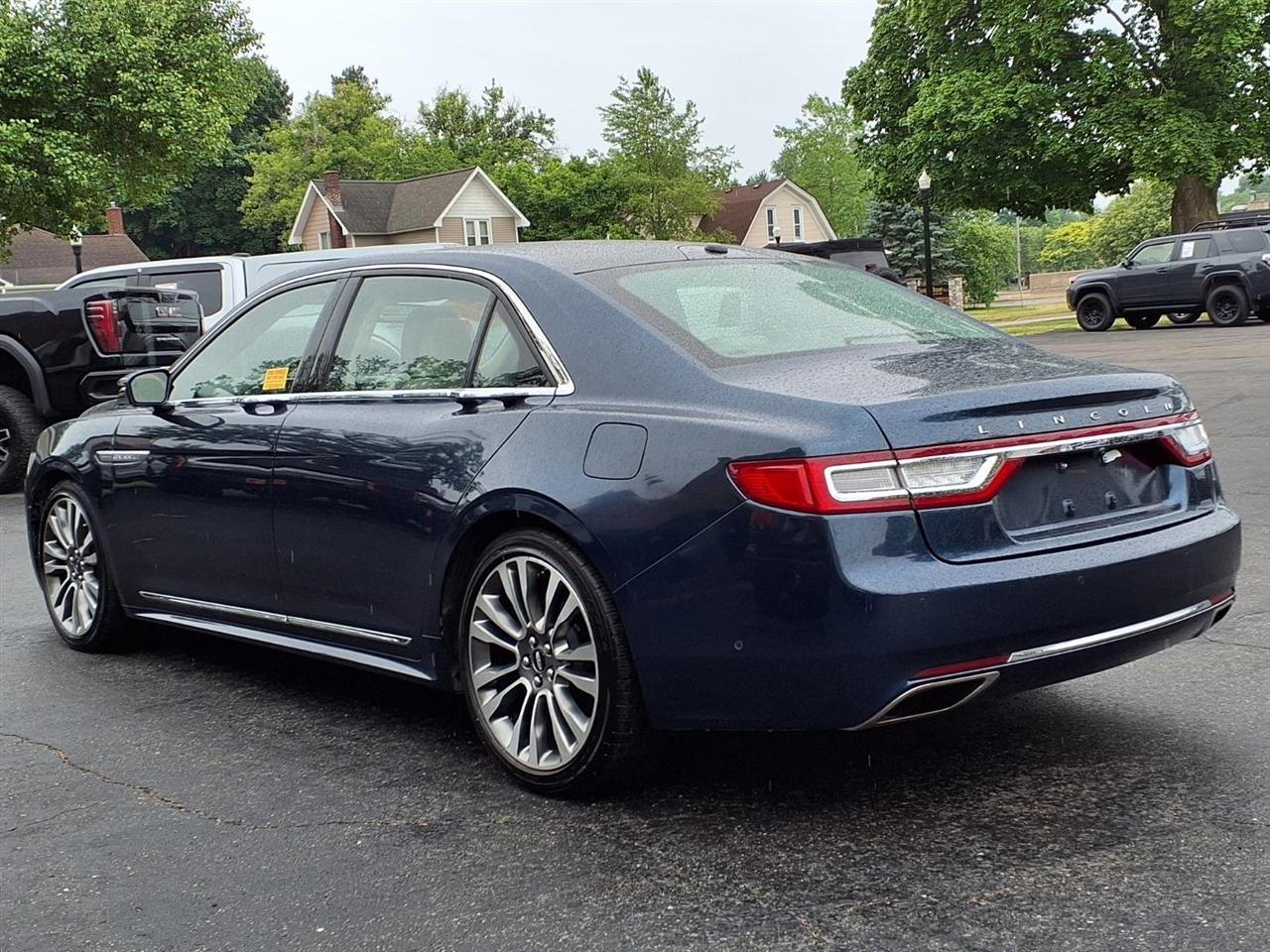 Lincoln Continental Reserve AWD 2017