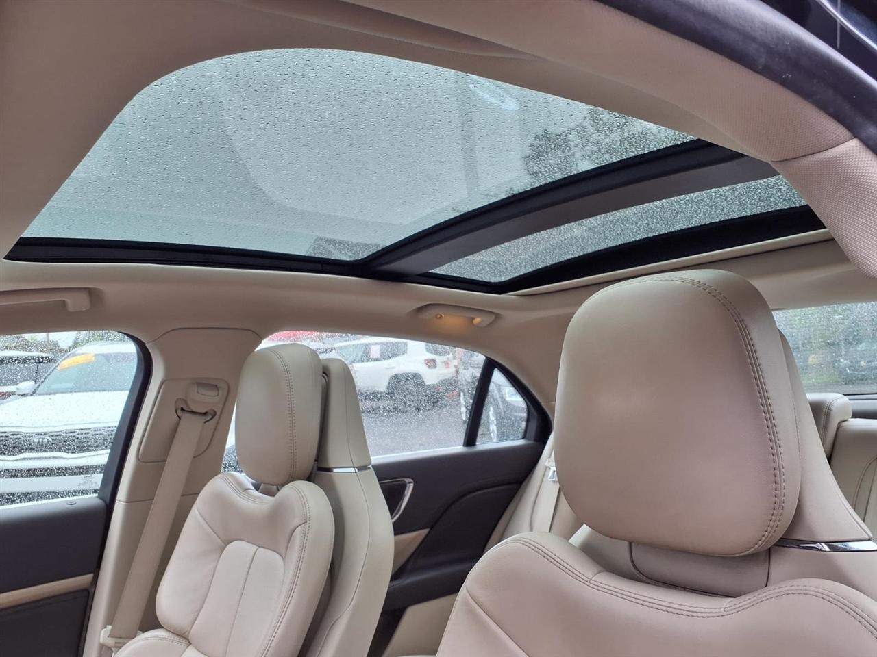 Lincoln Continental Reserve AWD 2017