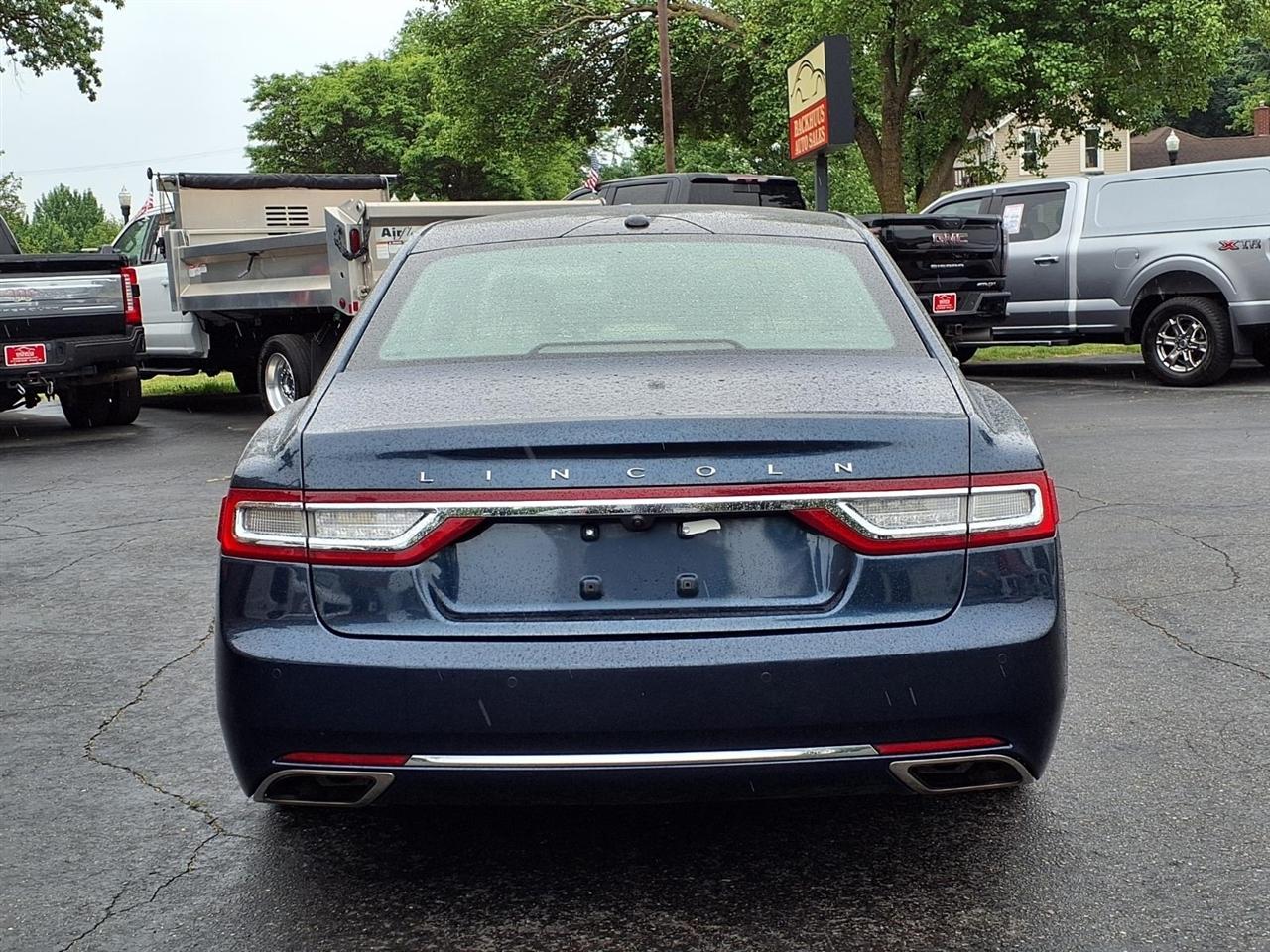 Lincoln Continental Reserve AWD 2017