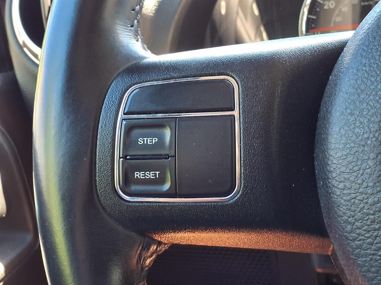 Jeep Wrangler Unlimited 4WD 4dr Sahara 2017