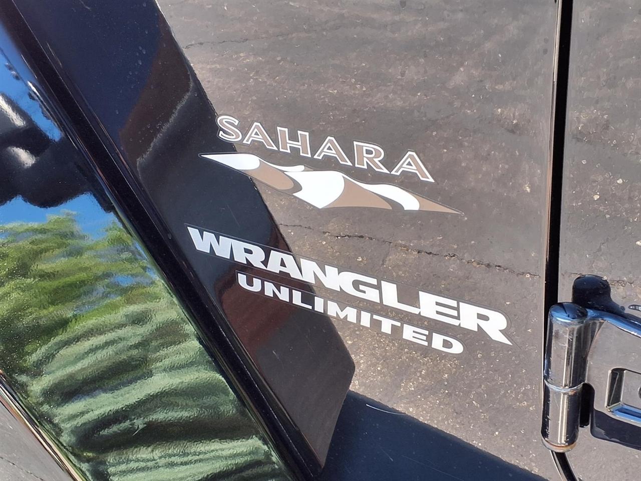 Jeep Wrangler Unlimited 4WD 4dr Sahara 2017