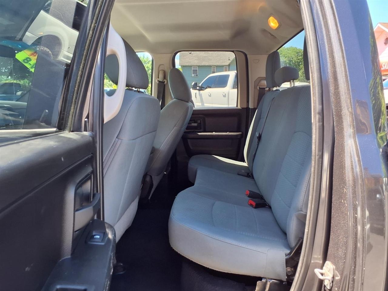 RAM 1500 Classic ST 4x4 Quad Cab 6'4" Box 2019