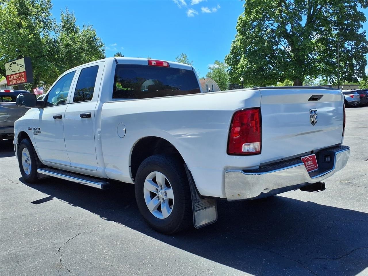 RAM 1500 Classic ST 4x4 Quad Cab 6'4" Box 2019