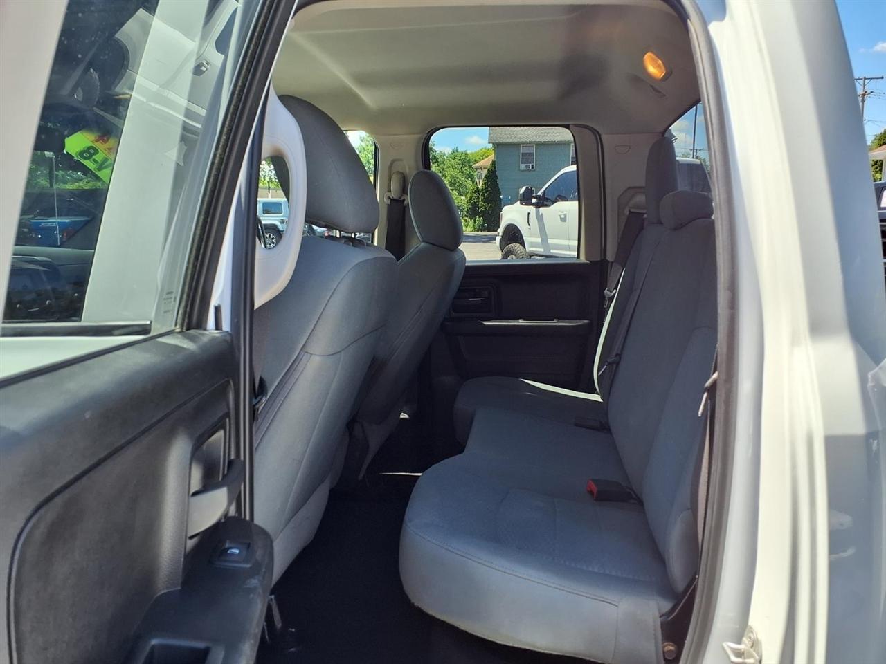 RAM 1500 Classic ST 4x4 Quad Cab 6'4" Box 2019