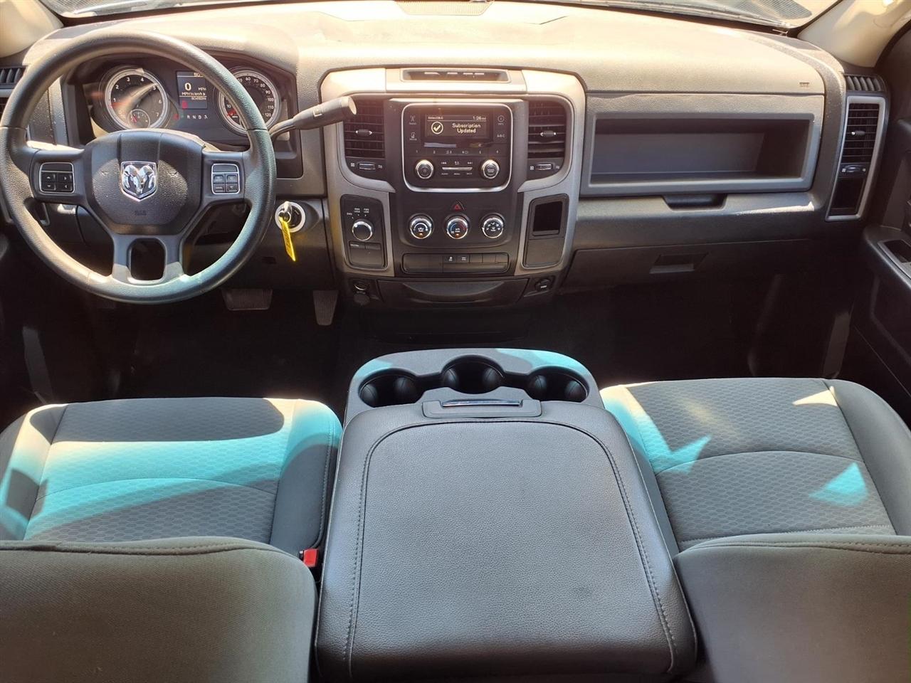 RAM 1500 ST 4x4 Quad Cab 6'4" Box *Ltd Avail* 2018