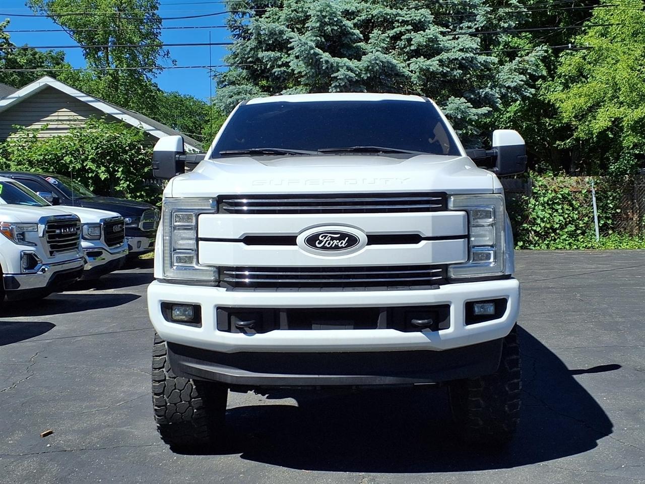 Ford Super Duty F-250 SRW Lariat 4WD Crew Cab 6.75' Box 2018