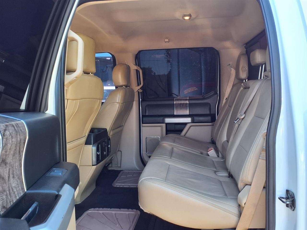 Ford Super Duty F-250 SRW Lariat 4WD Crew Cab 6.75' Box 2018