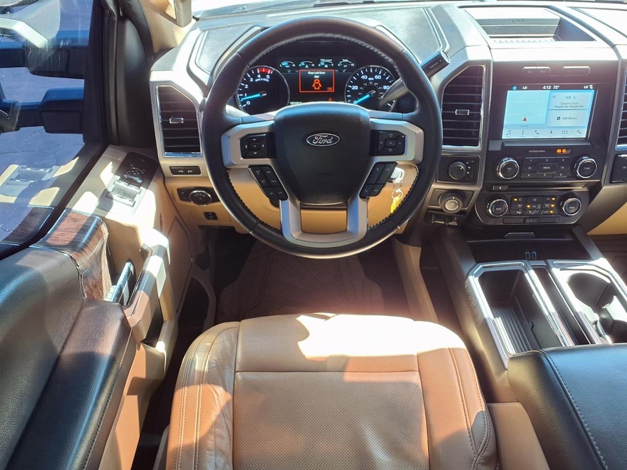 Ford Super Duty F-250 SRW Lariat 4WD Crew Cab 6.75' Box 2018