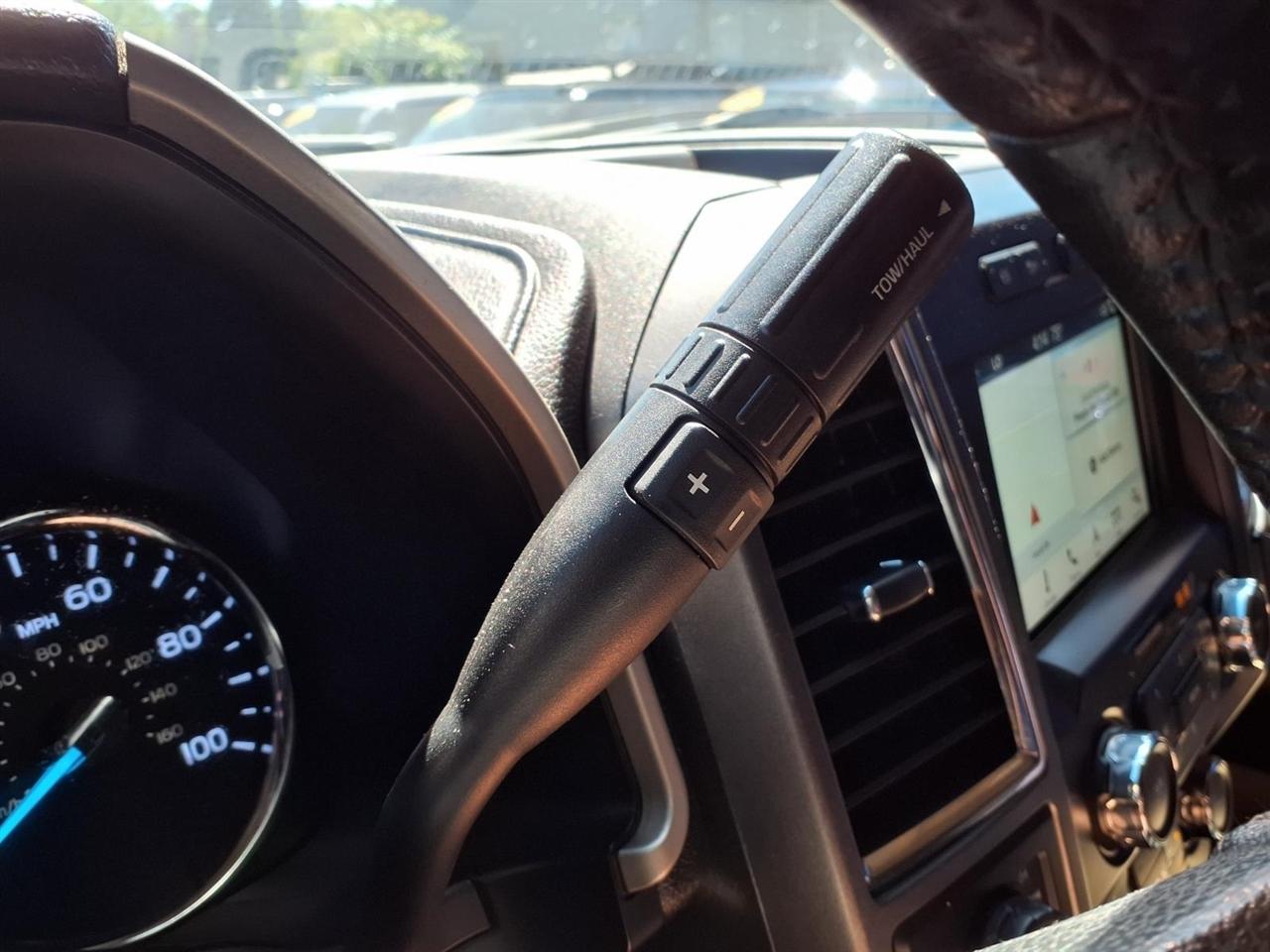 Ford Super Duty F-250 SRW Lariat 4WD Crew Cab 6.75' Box 2018