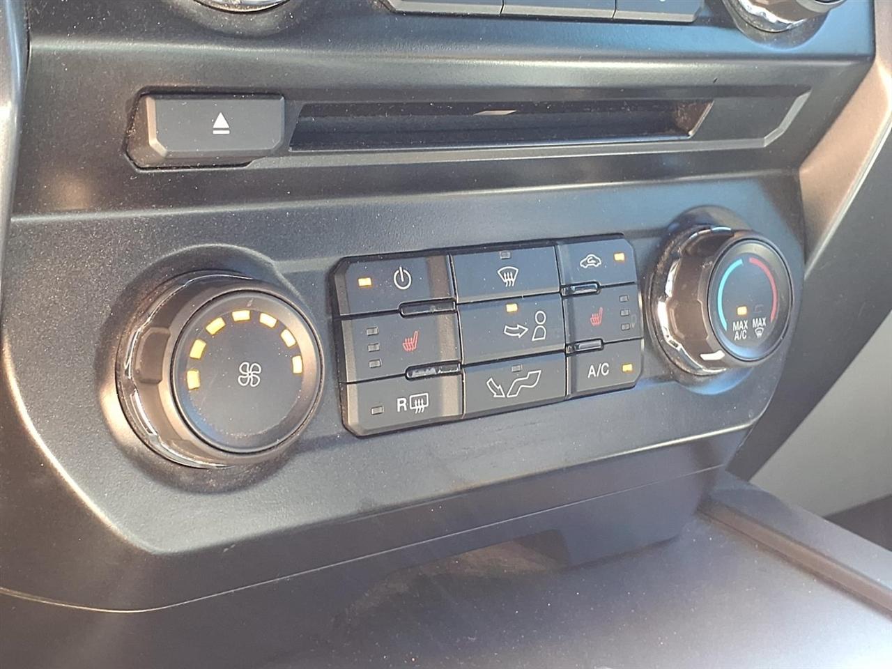 Ford F-150 4WD SuperCrew 145" XLT 2016