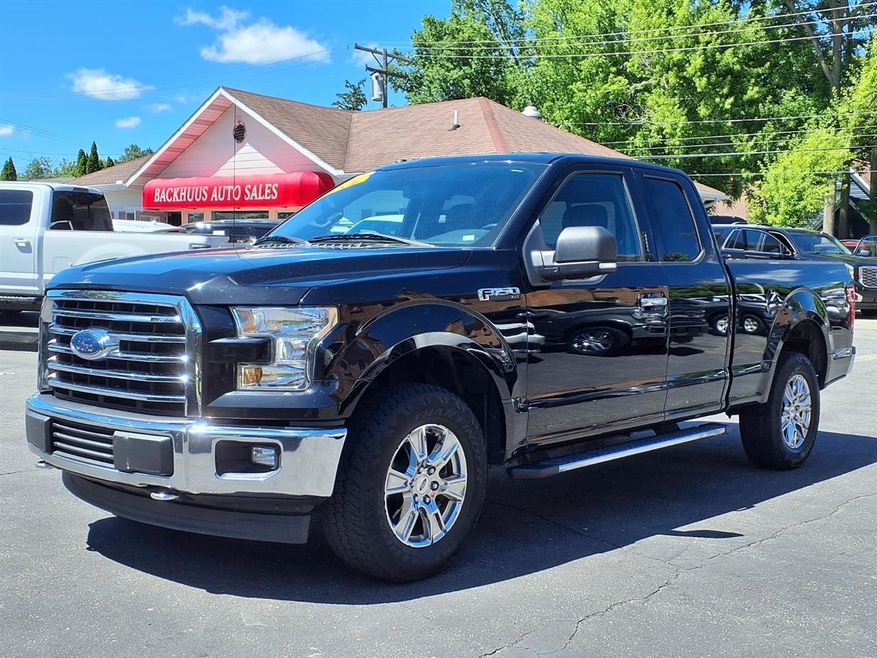 Ford F-150 Lariat 4WD SuperCab 8' Box 2017