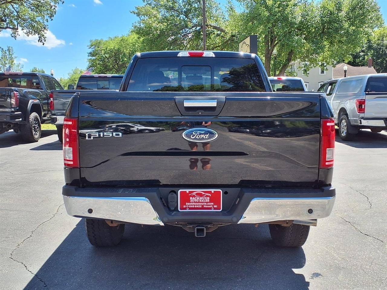 Ford F-150 Lariat 4WD SuperCab 8' Box 2017