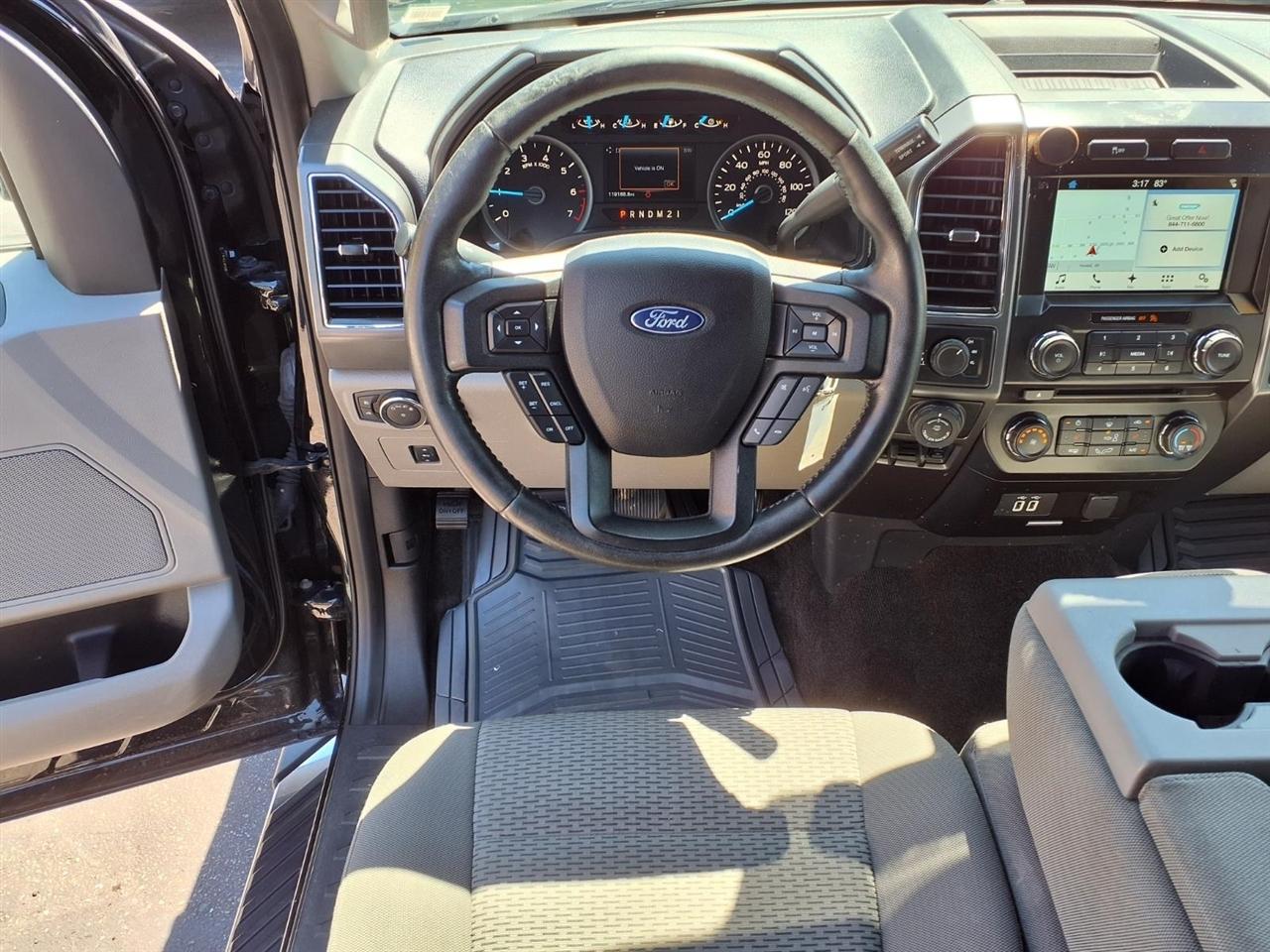 Ford F-150 Lariat 4WD SuperCab 8' Box 2017