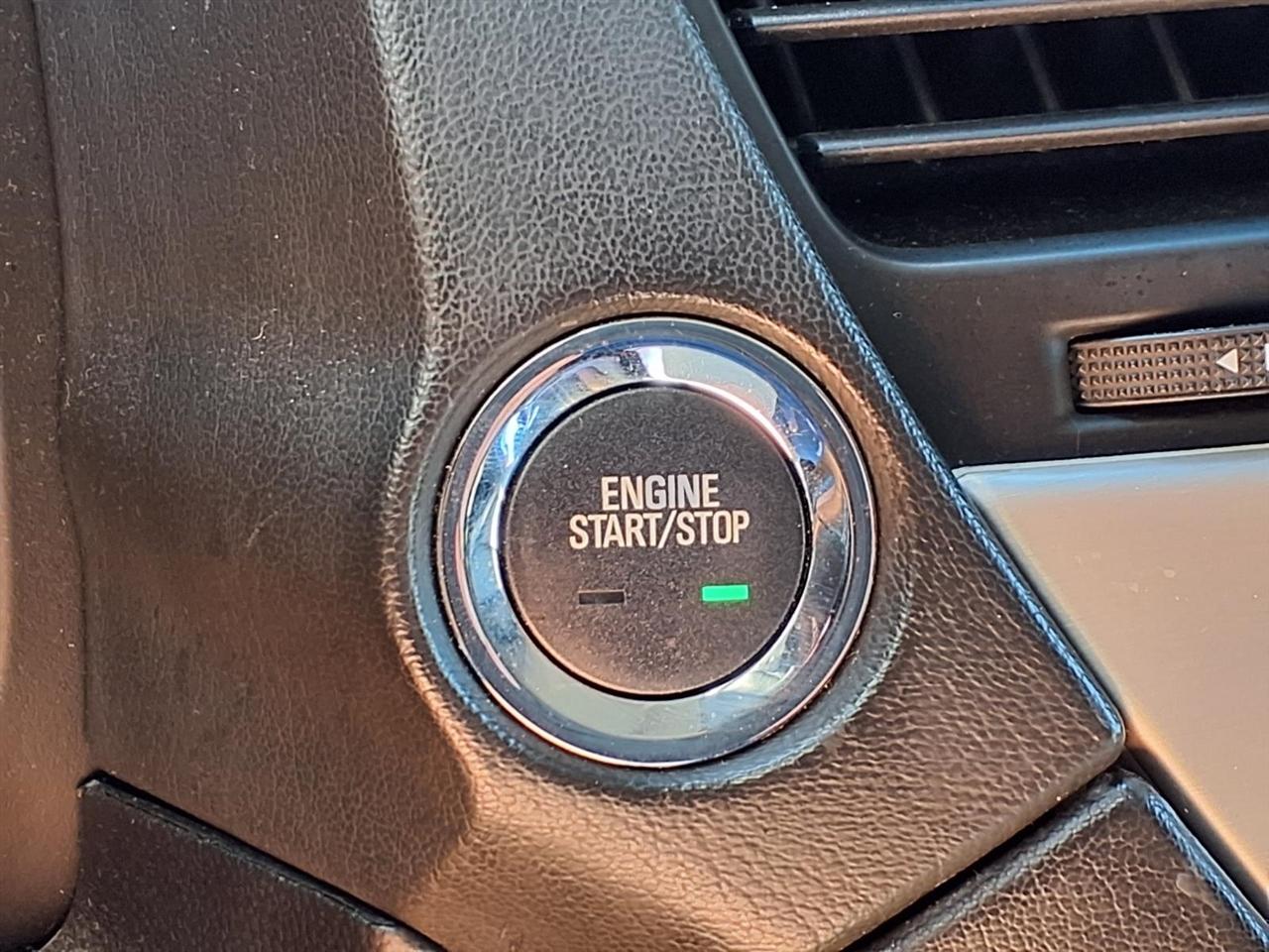 GMC Yukon 4WD 4dr Denali 2018