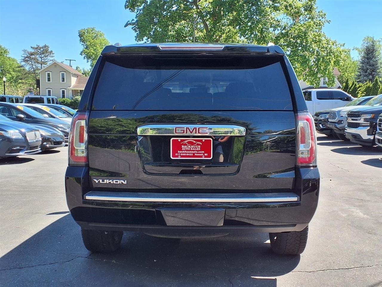 GMC Yukon 4WD 4dr Denali 2018