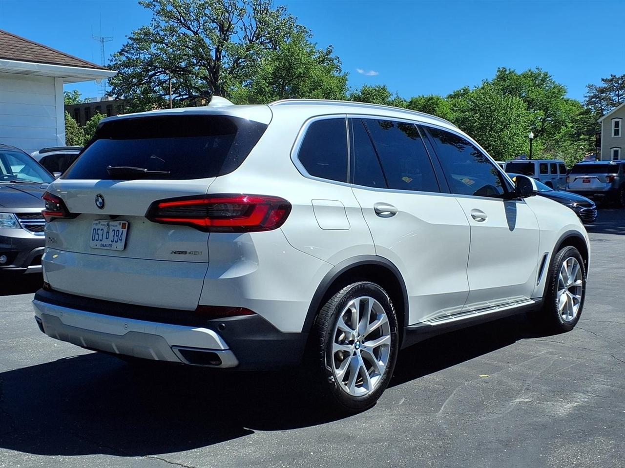 BMW X5 xDrive40i Sports Activity Vehicle 2021